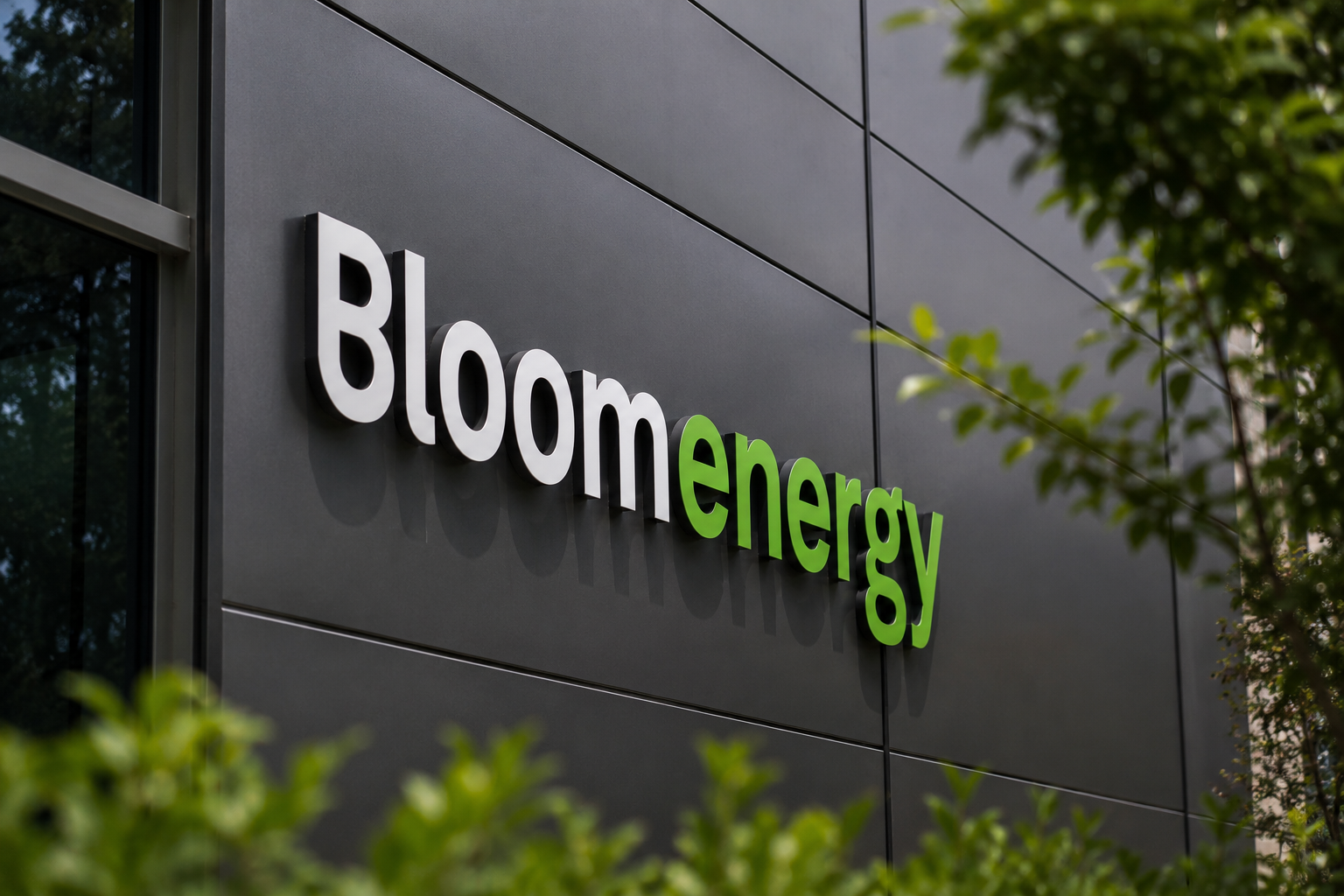 Bloom Energy stock has slumped: buy the dip or sell the rip ahead of earnings?